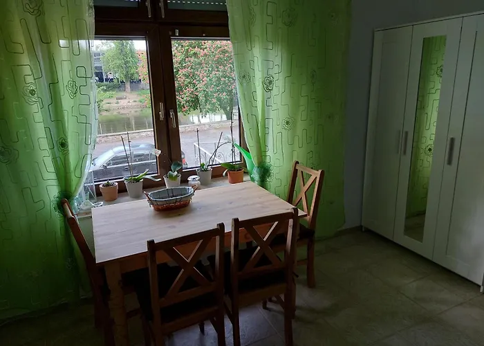 Direkt An Der Lahn *